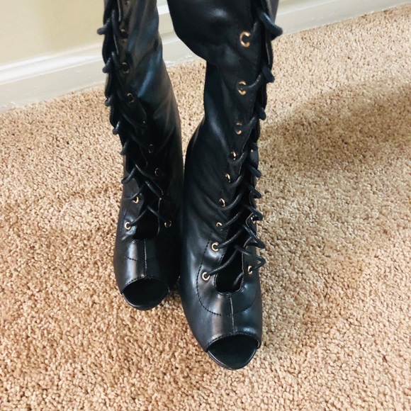 🔥Black thigh high boots with peep toe. Size 7🔥 - Picture 3 of 4